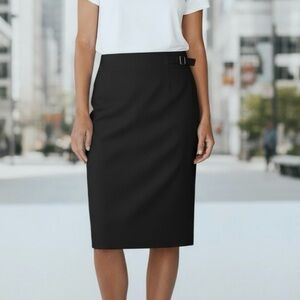 Gucci pencil skirt women’s size 8 black silver buckle vintage Tom Ford luxury